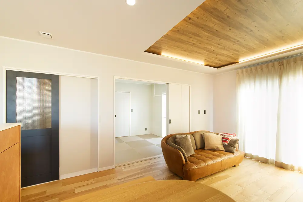 開放感たっぷりの続き間