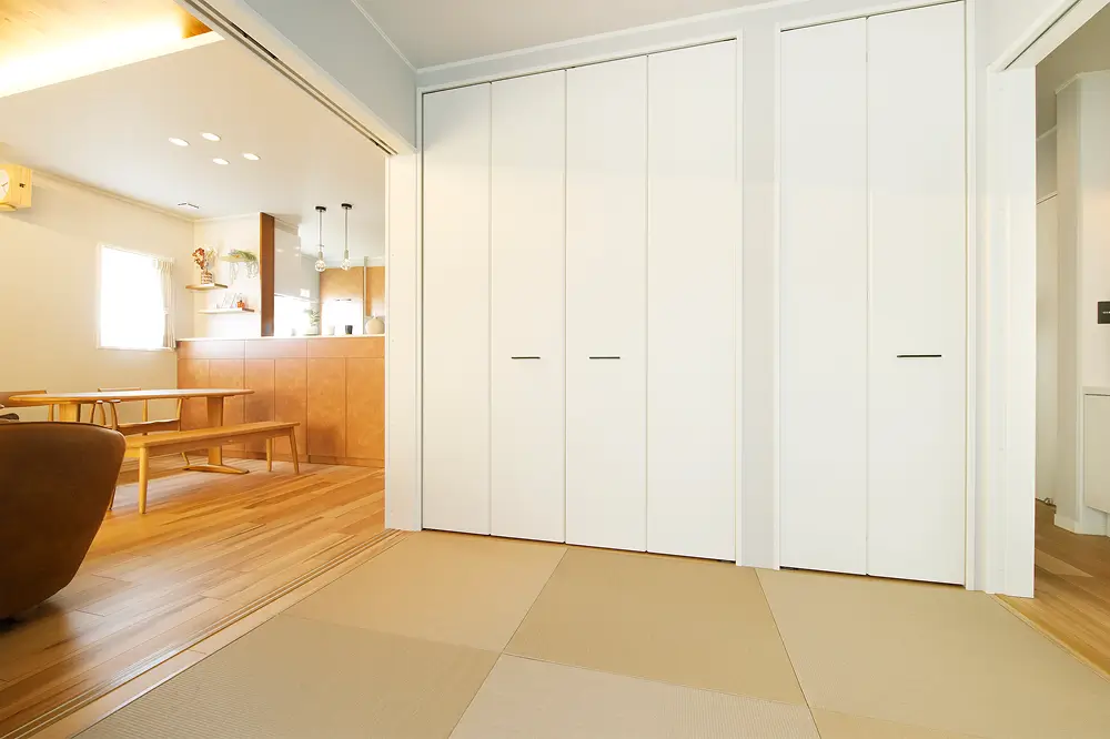 ウォークスルーの連続空間