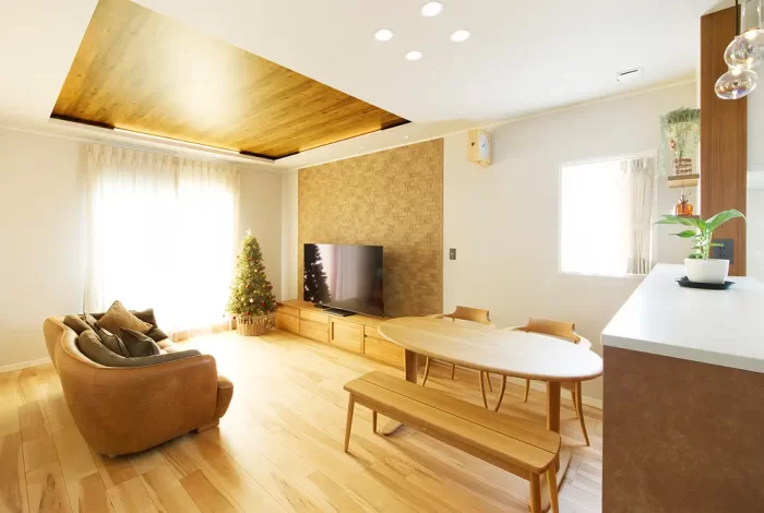 天井と床の木目が調和